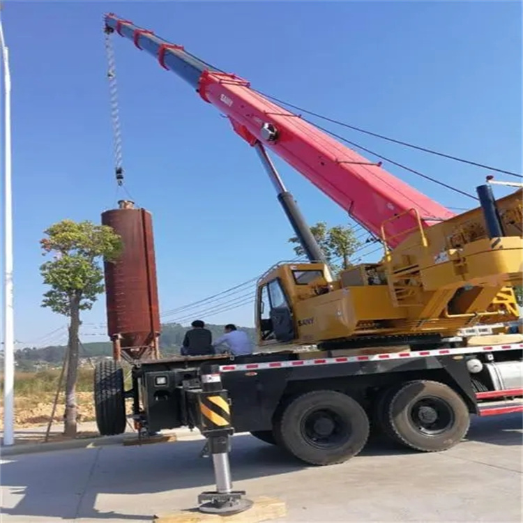 涧西专业吊车租赁多少钱