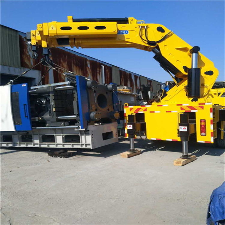 涧西 大吨位折臂吊出租费用解析：一小时租赁多少钱