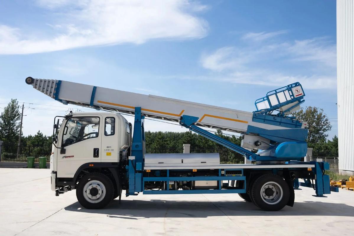 涧西云梯上料车租赁费用