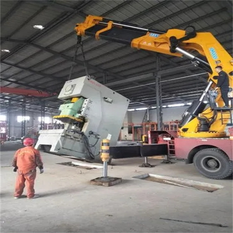 涧西80吨折臂吊车出租附近电话